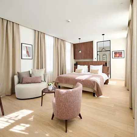 Eole - Mons - Shape - Pairi Daiza Hotel 4*