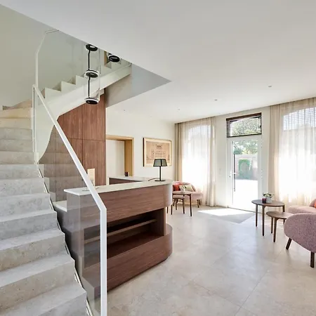 Eole - Mons - Shape - Pairi Daiza Hotel Quevy