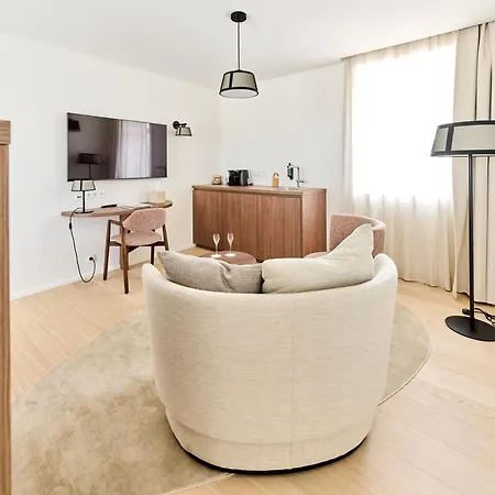 Eole - Mons - Shape - Pairi Daiza Hotel 4*
